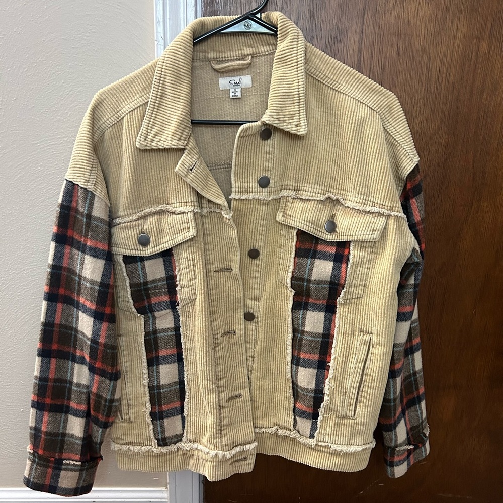 Flannel/ corduroy jacket. Size small, tan corduroy and plaid